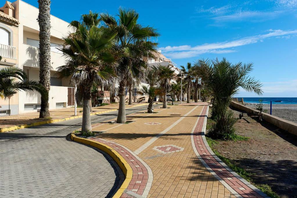 Villa Casa De Sueno En La Playa Adra Esterno foto