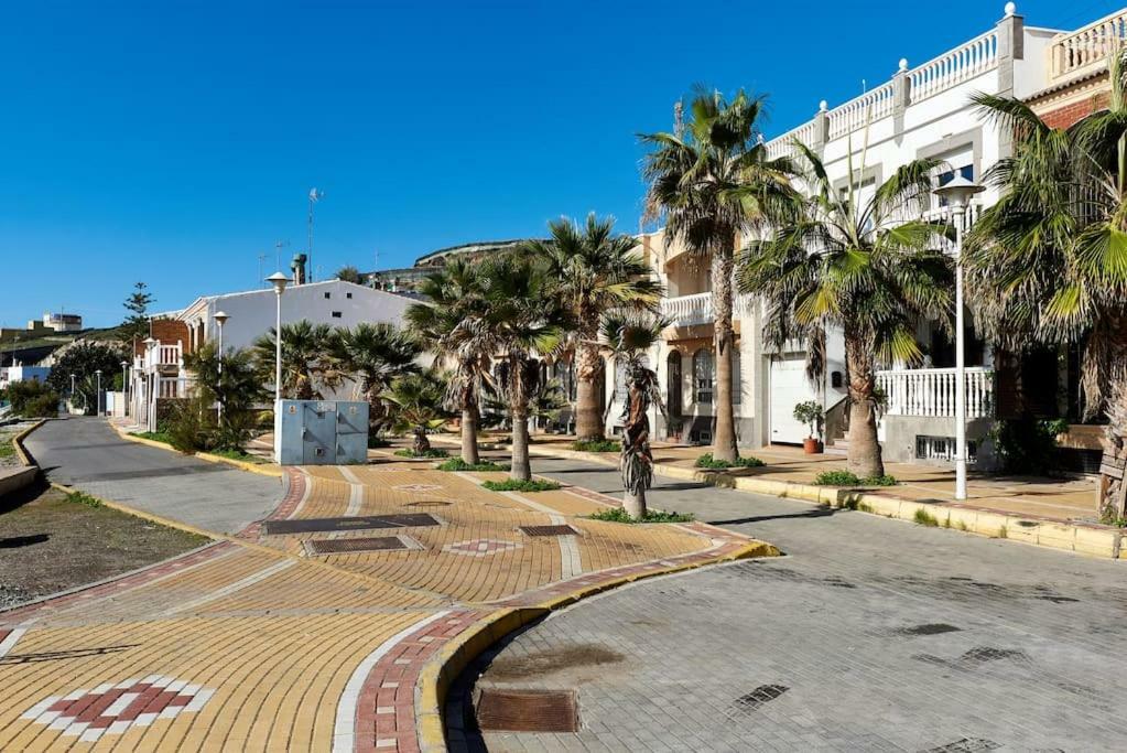 Villa Casa De Sueno En La Playa Adra Esterno foto