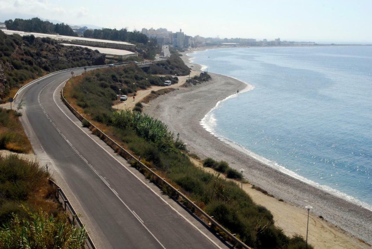 Villa Casa De Sueno En La Playa Adra Esterno foto